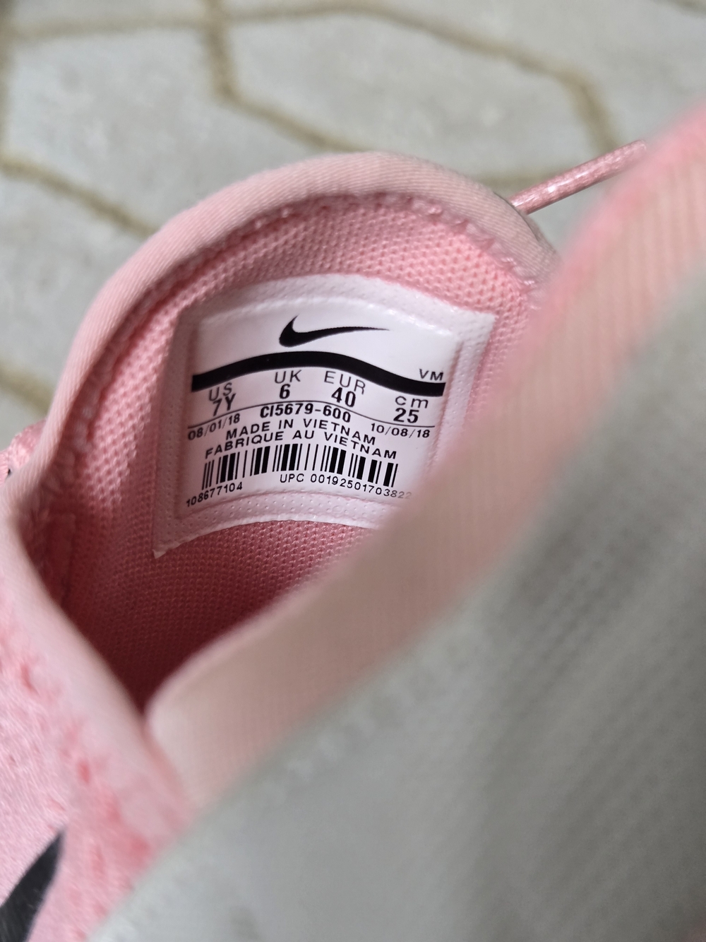 Nike Air Max 270 GS 'Bleached Coral' Pink/Black Running Shoes - Picture 8 of 9